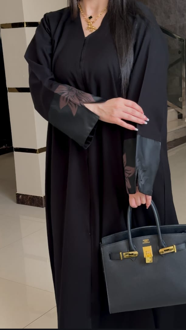 عباية ريناد