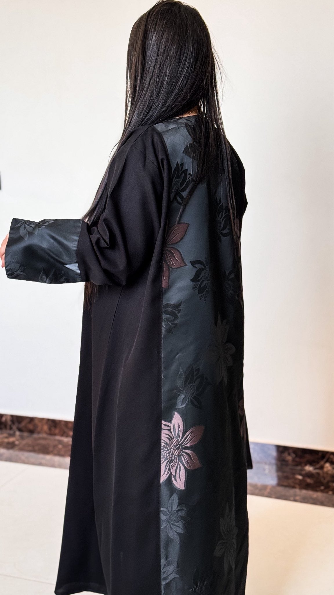 عباية ريناد