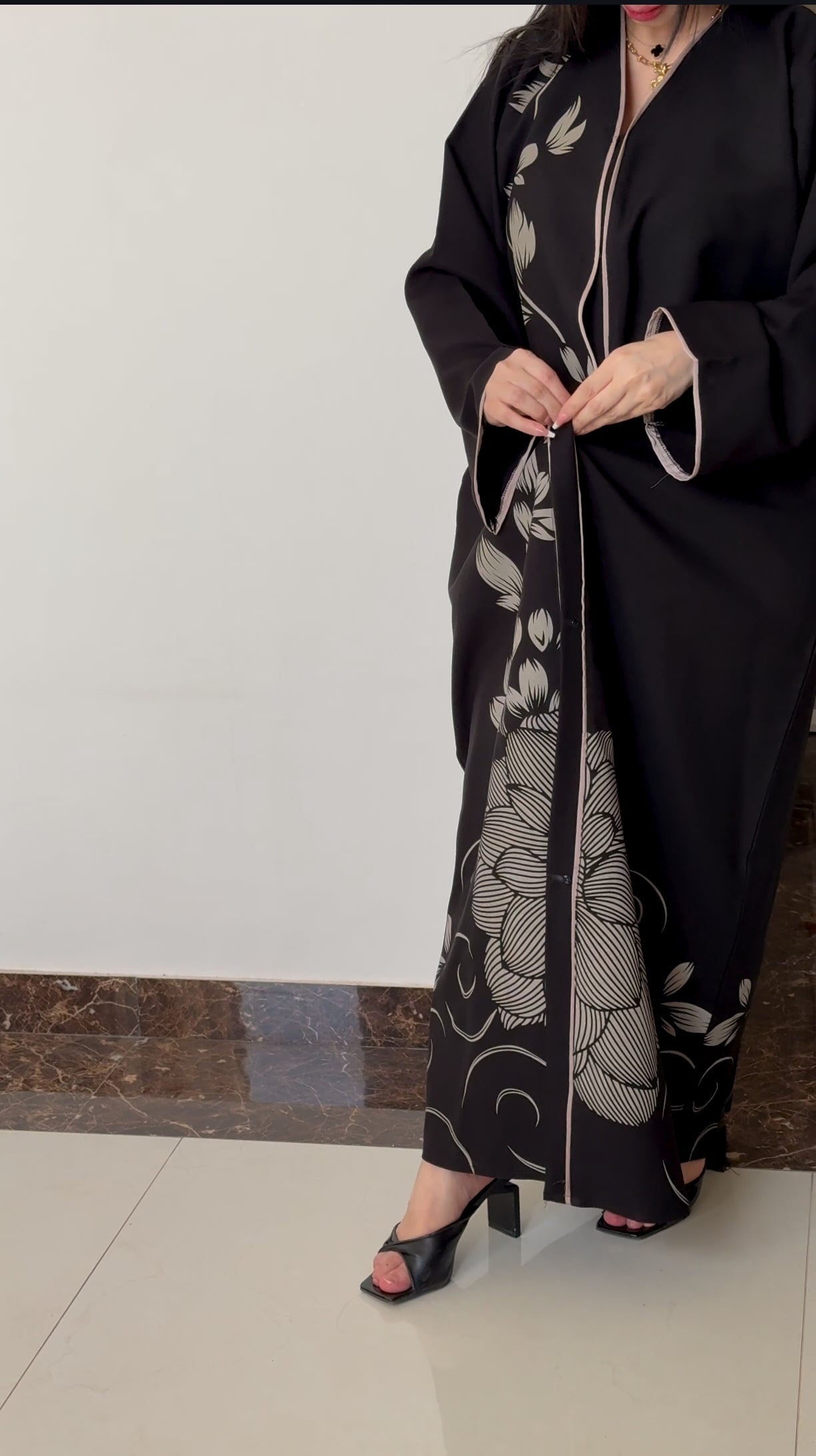 عباية ترف